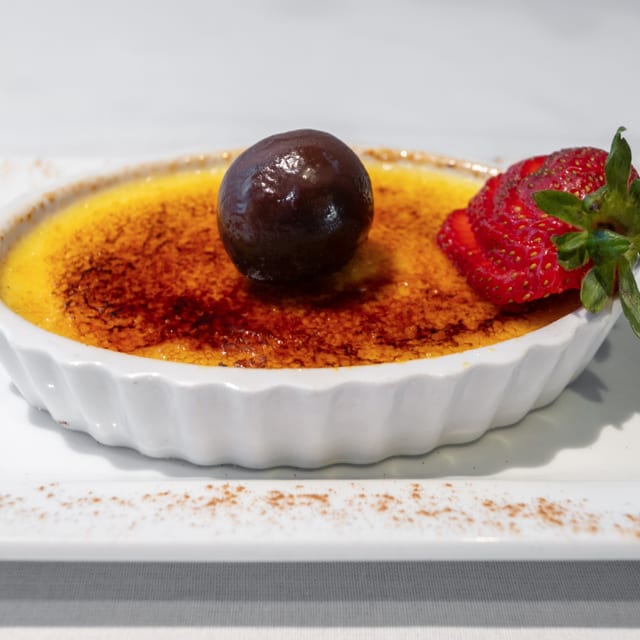 Vanilla Bean Crème Brûlée.